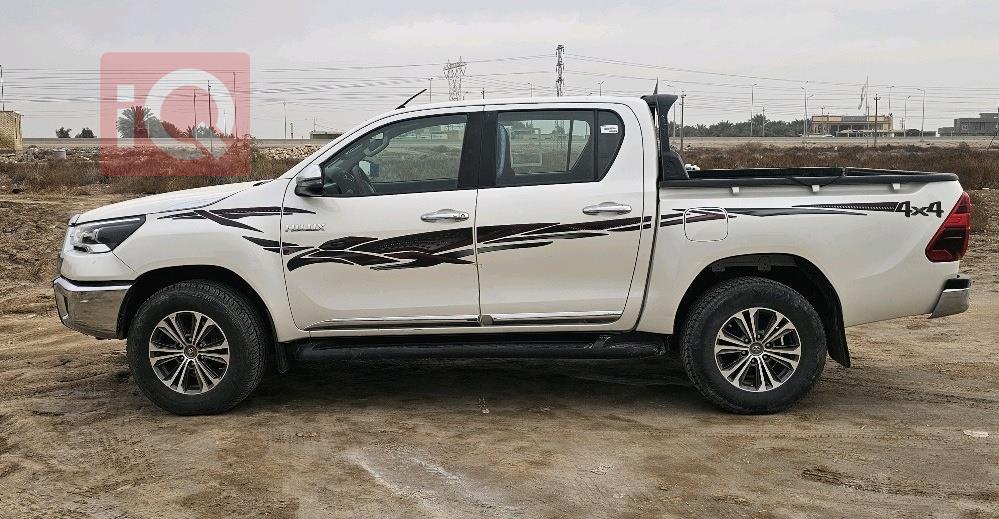 تويوتا هايلوكس